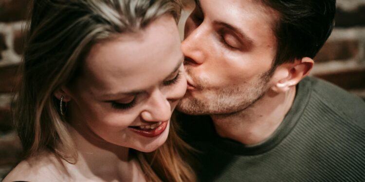 Top 10 Heartwarming Love Quotes for Her That Will Melt Her Heart