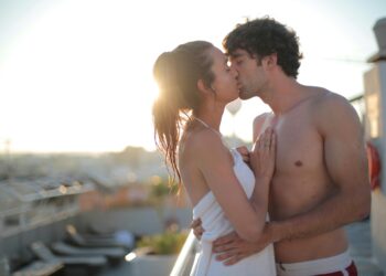 20 Romantic Quotes for Couples to Deepen Your Connection